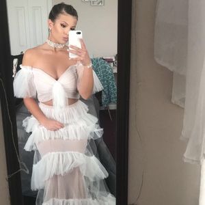 I’m selling my 2019 prom dress!